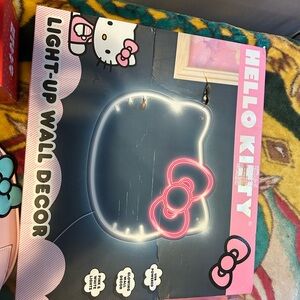 Hello Kitty Light-Up Wall Decor